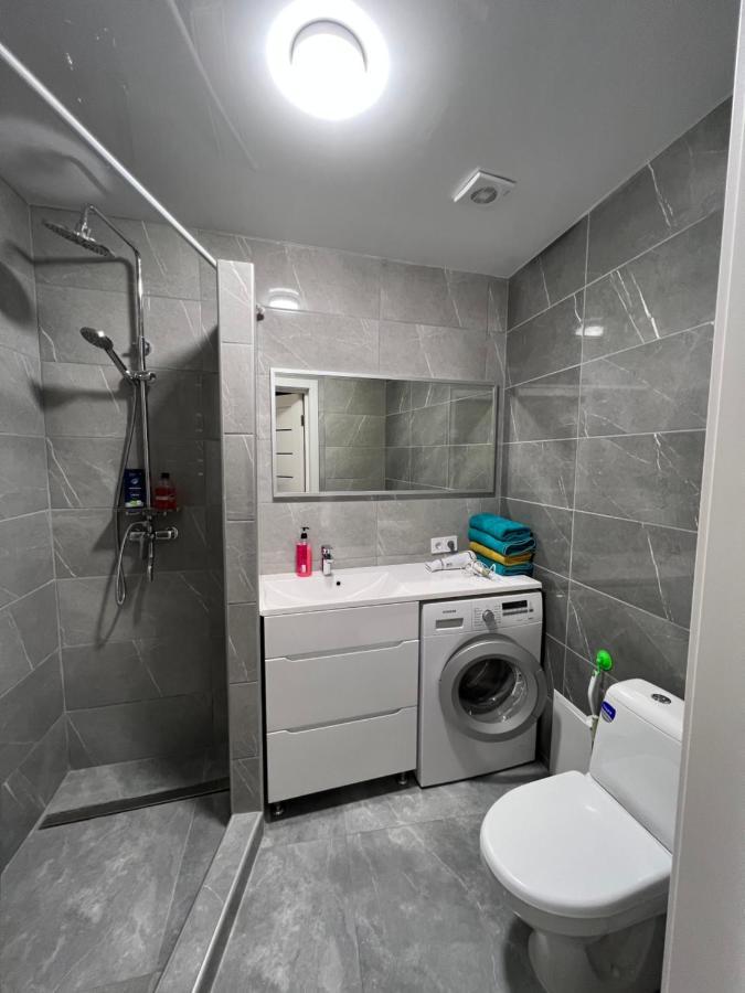 Kulisha 2Bedroom Apartment Near Opera House With Balcony Lviv Dış mekan fotoğraf